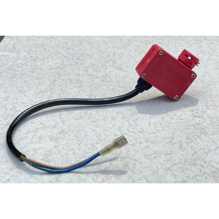 กล่องแดง,เฟรซเชอร์สวิตซ์ เบอร์. 115 เครื่องฉีดน้ำ รุ่น Blue shark, Deep sea