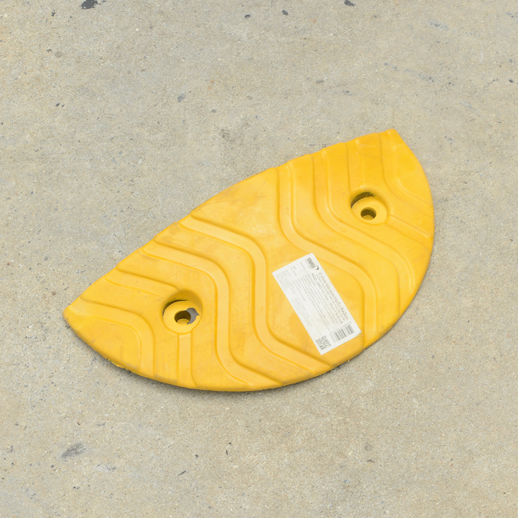 หัวปิดยางชะลอความเร็ว