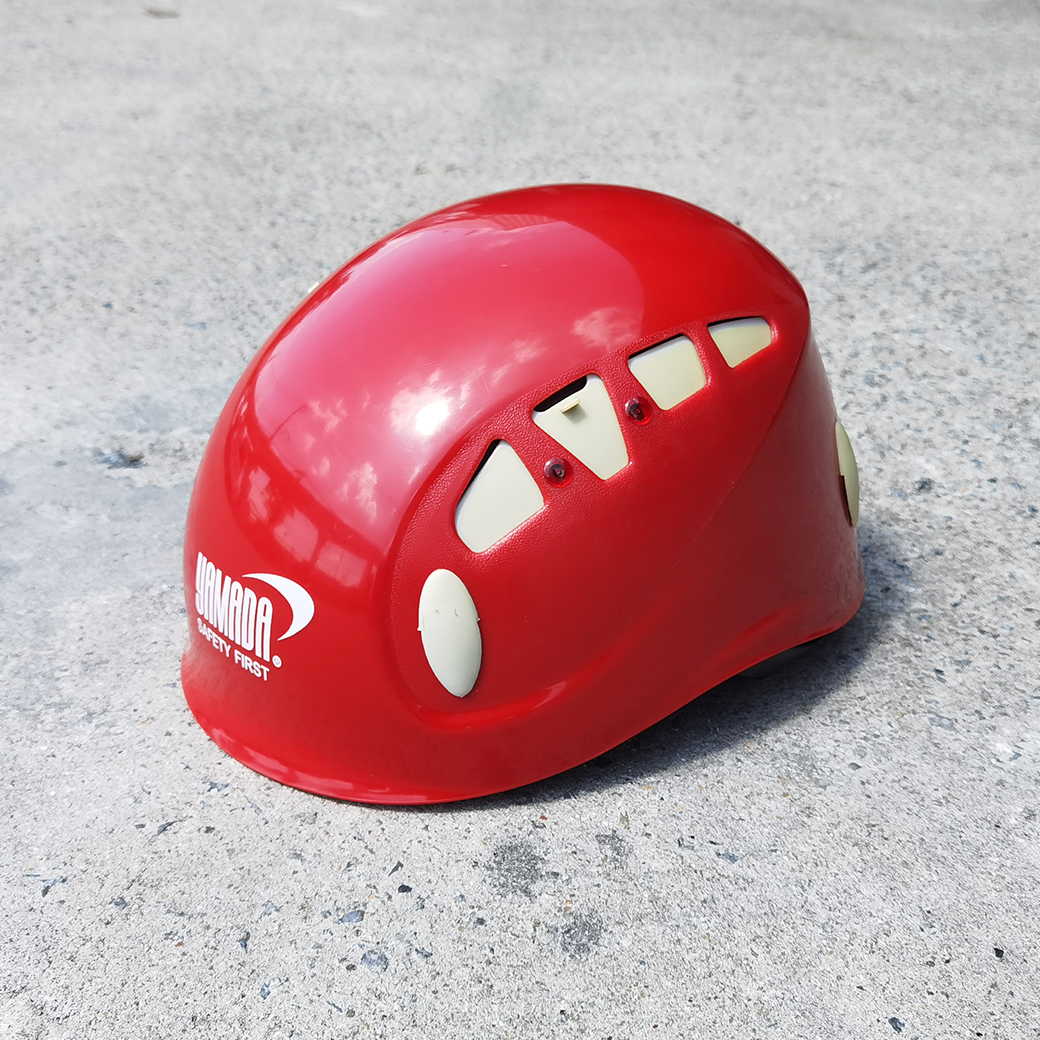 หมวกกันกระแทก