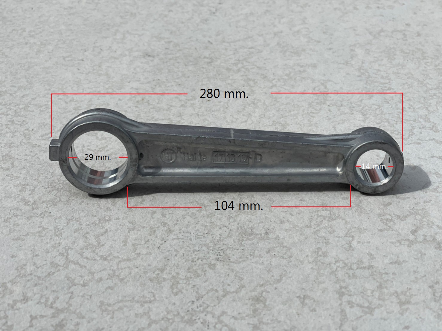 ก้านลูกสูบ ปั๊มลมสายพาน รุ่น 300L